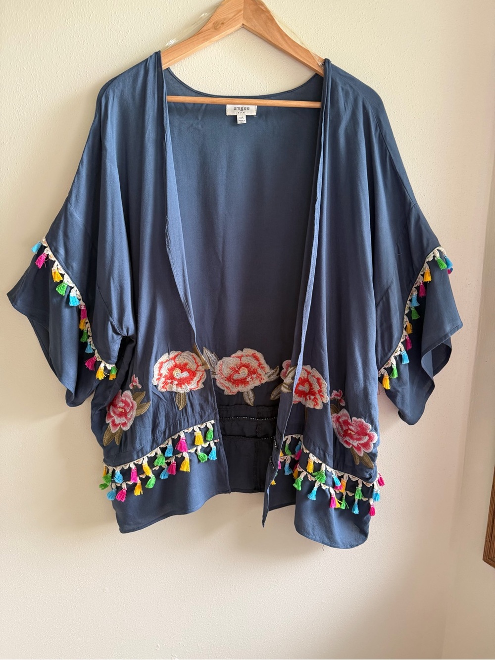 Umgee Gray Blue Floral Embroidered Tassel Kimono